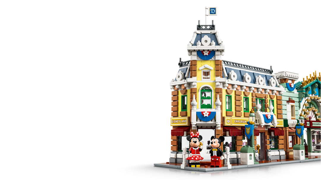 43302 | LEGO® Disney™ Main Street, U.S.A.