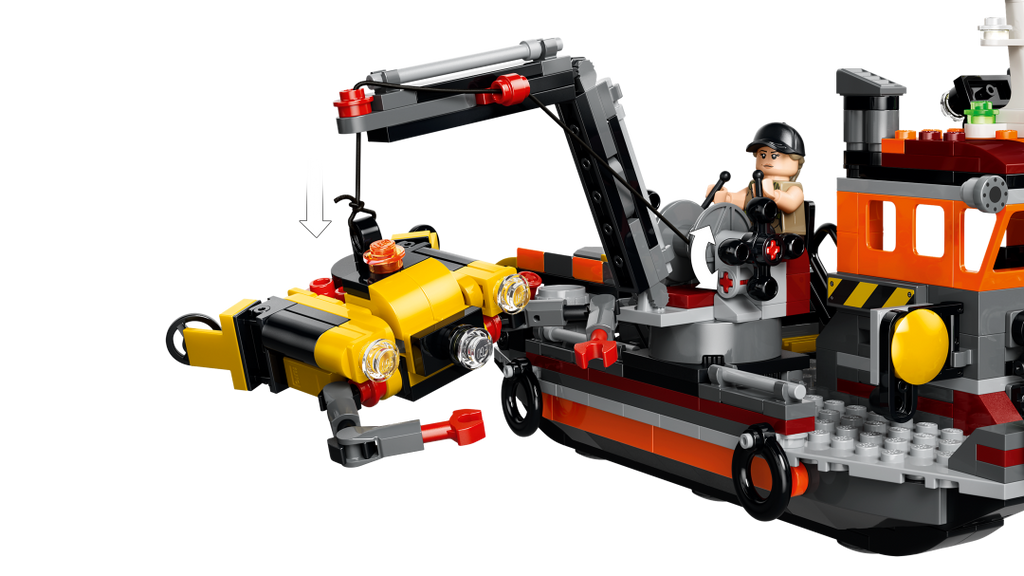 77983 | LEGO® Jurassic World™ Mosasaurus Dinosaur Boat Attack