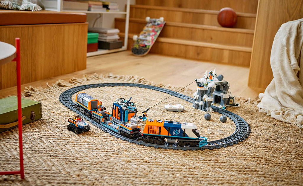60470 | LEGO® City Explorers' Arctic Polar Express Train