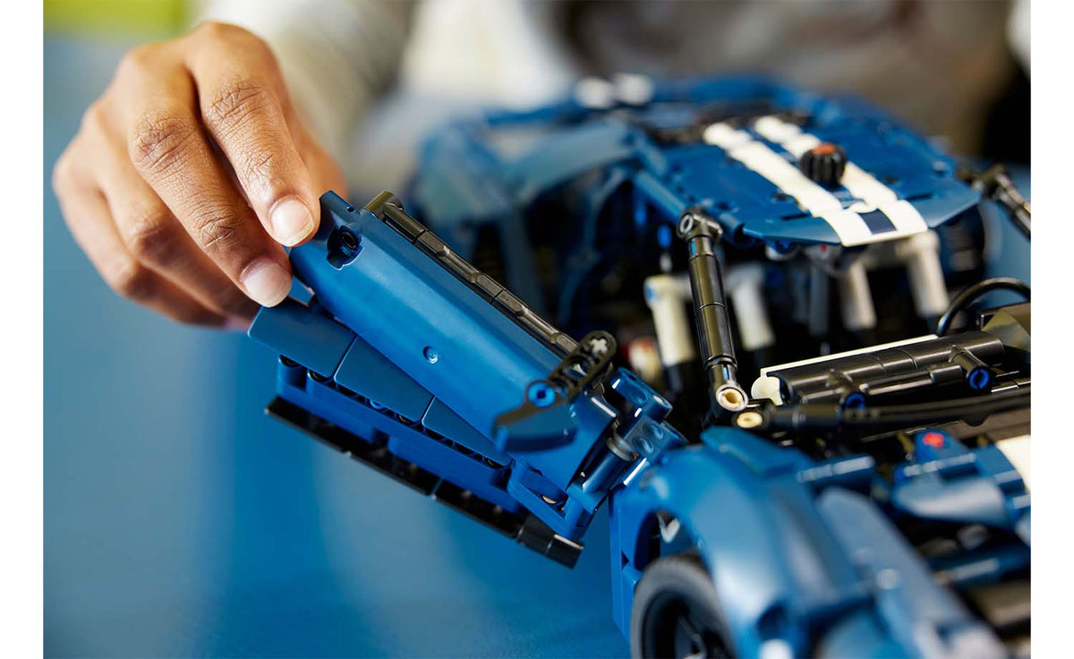 42154 | LEGO® Technic 2022 Ford GT